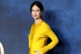 Katherine Waterston Gives Out Pregnancy at 'Fantastic Beasts 2' London Premiere