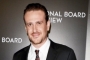 Jason Segel Hilariously Photobombs Fans' Engagement Picture