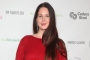 Lana Del Rey Stops Show in Brazil to Find Her Missing Vape