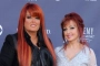 Wynonna Judd Feels Close to Late Mother Naomi, Talks to Her on Stage 
