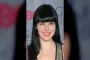 Alexis Krauss Explains Why Sleigh Bells Can’t Boycott Major Music Firms