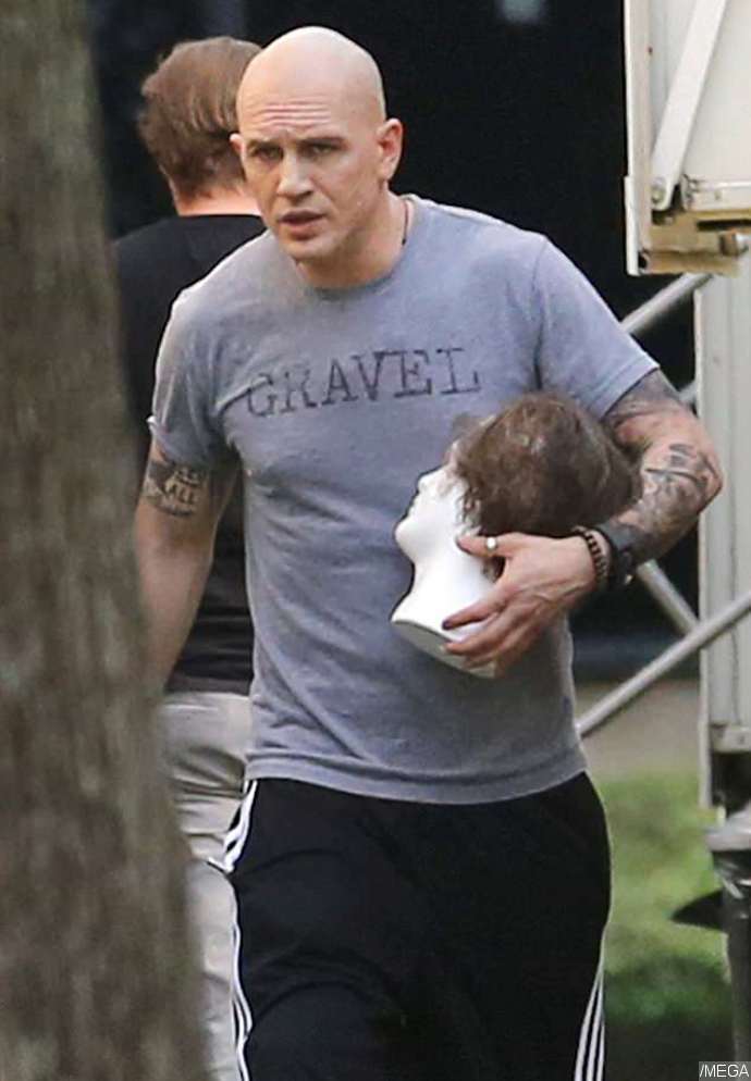 Tom Hardy on 'Fonzo' set