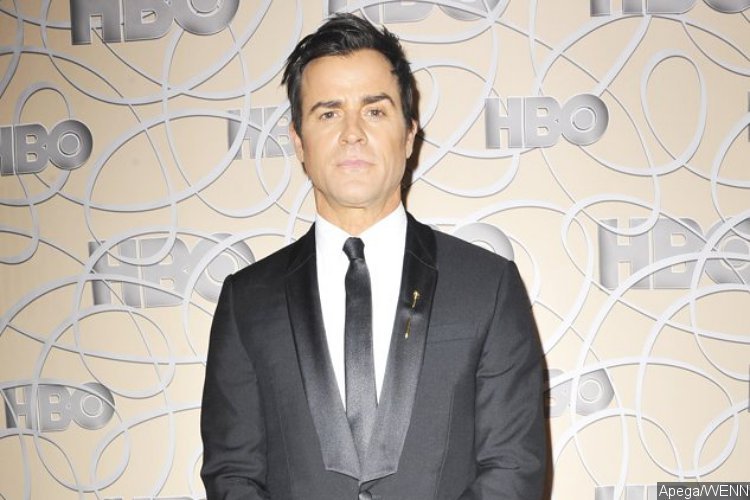 justin theroux erika cardenas justin theroux spotted hanging out with 25 year old model justin theroux erika cardenas justin theroux spotted hanging out with 25 year old model