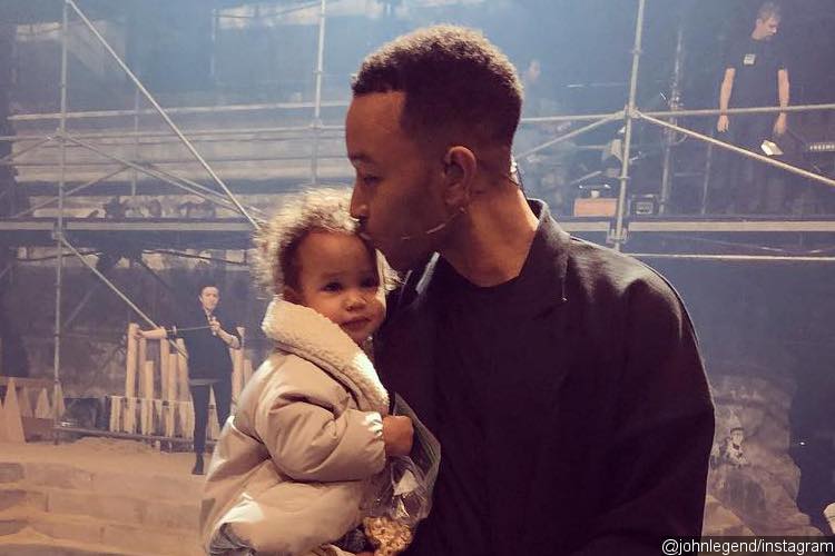John Legend Worries Daughter Luna Will Struggle To Accept Baby Brother Hurt Cafe