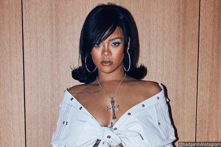  Get the First Look at Rihanna's New Lingerie Line