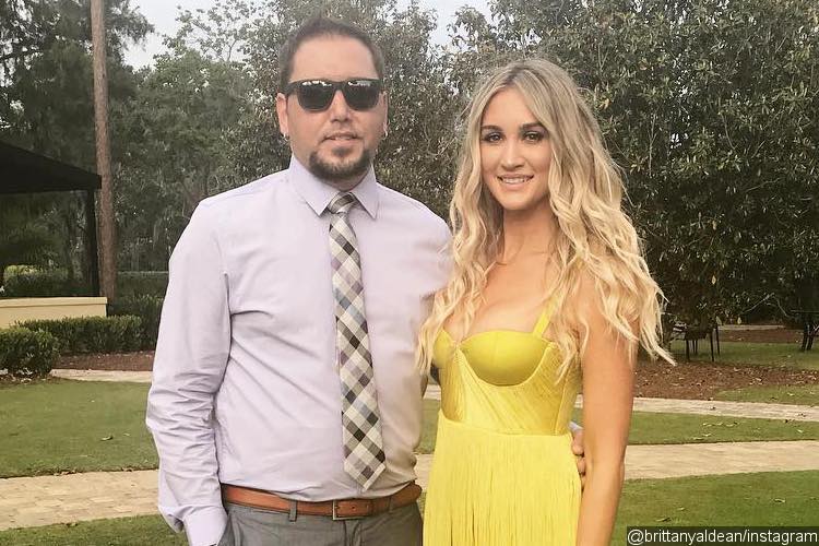 Jason Aldean Gifts Wife Birthstone Ring to Honor Mother's Day