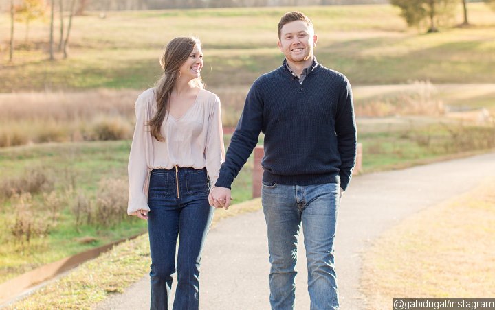 Pic: Scotty McCreery Marries Longtime Girlfriend Gabi Dugal