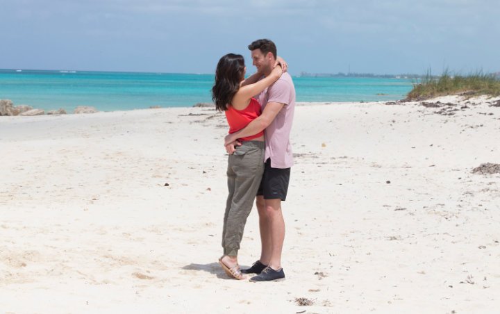 'The Bachelorette' Recap: Colton Underwood Shocks Becca After Confessing He's Virgin