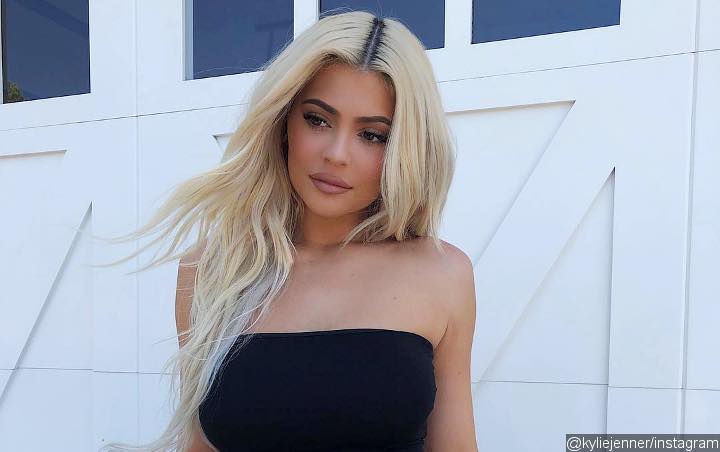 Kylie Jenner Is a Real-Life Barbie With New Long Blonde Hair