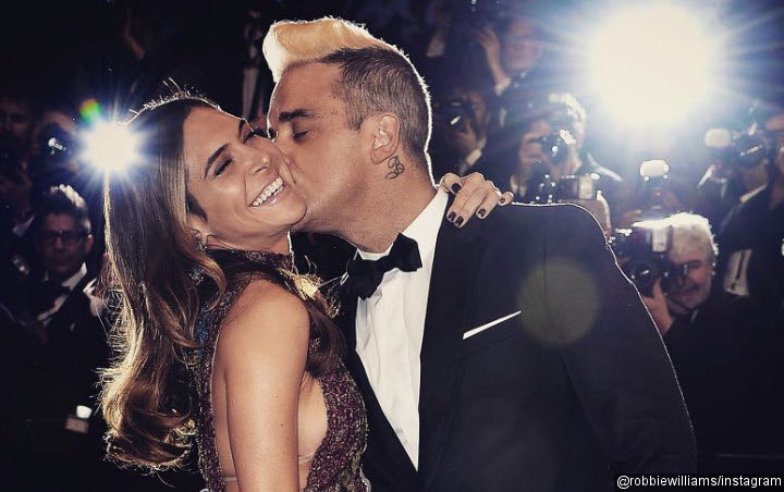 Robbie Williams and Wife Welcome Third Child via Surrogate