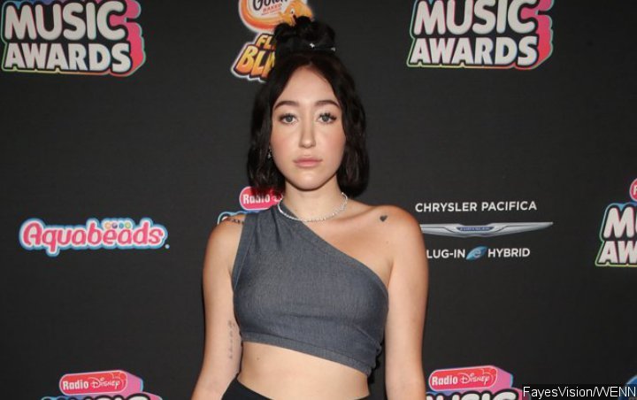 noah cyrus tears selling noah cyrus turns sadness into money by selling her tears noah cyrus tears selling noah cyrus turns sadness into money by selling her tears