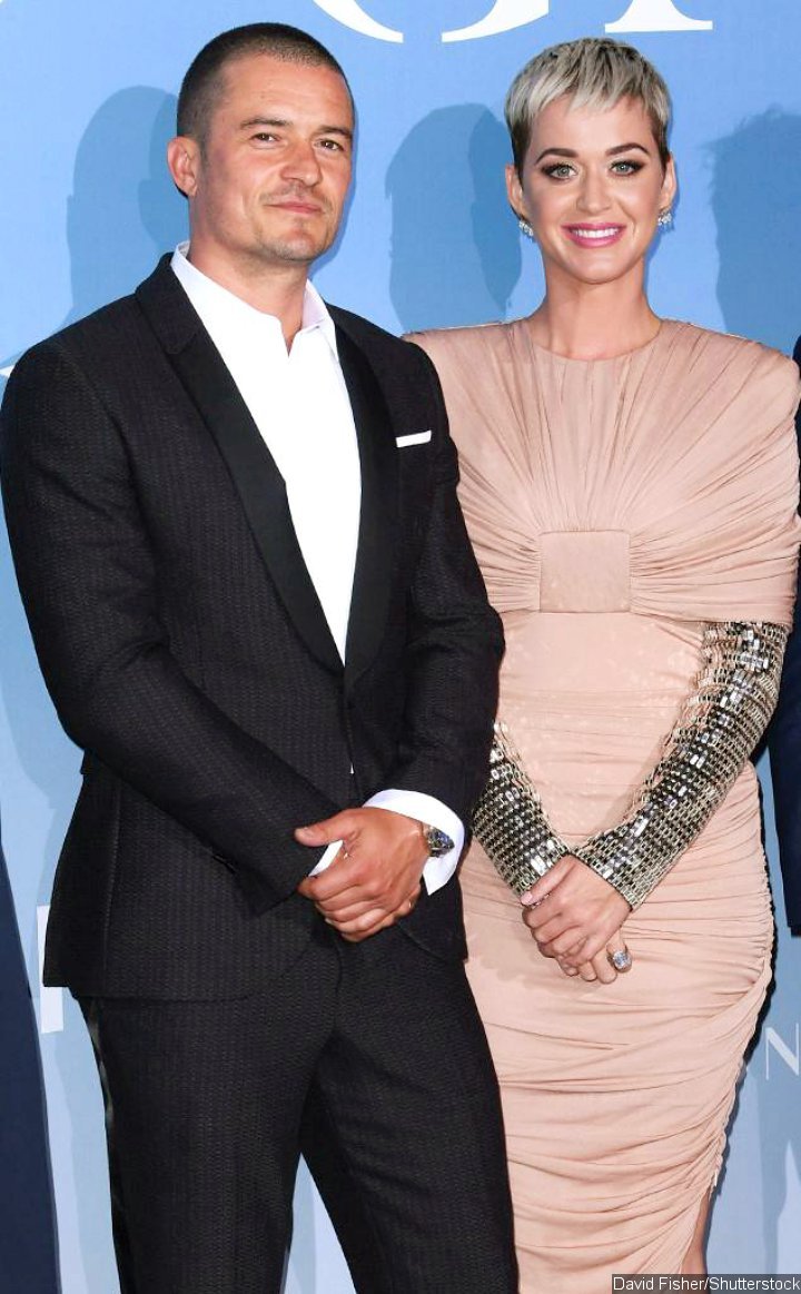 Katy Perry and Orlando Bloom Make Red Carpet Debut as Couple