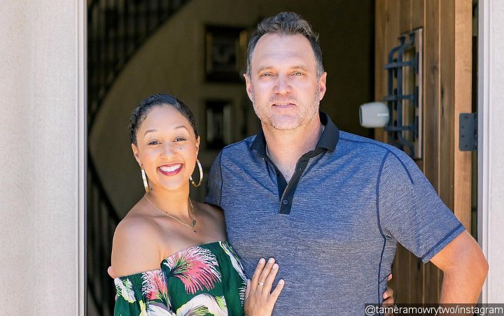 Tamera Mowry and Husband 'Devastated' After Niece Is Killed in Thousand Oaks Shooting