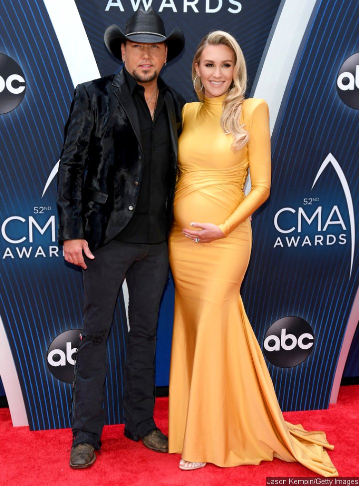 Jason Aldean and Brittany Kerr at 2018 CMA Awards