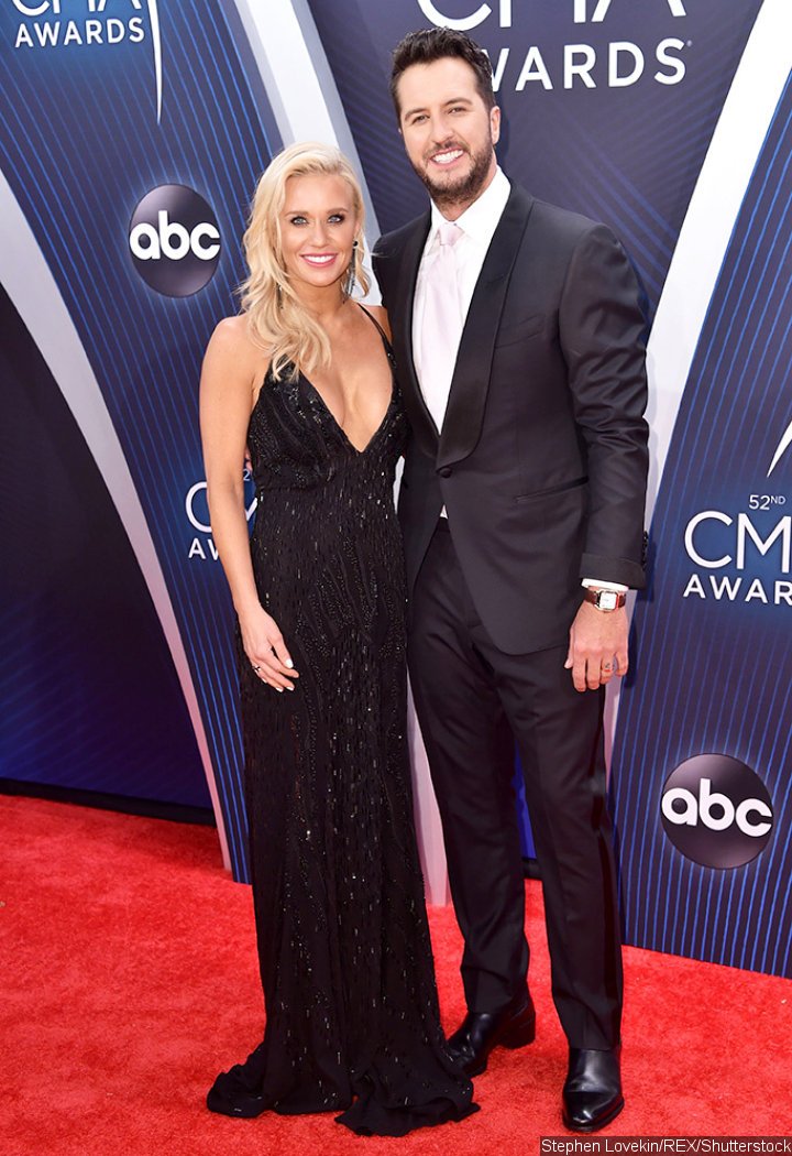 Luke Bryan and Caroline Boyer at 2018 CMA Awards