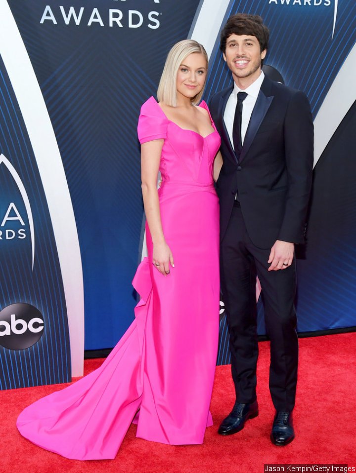 Kelsea Ballerini and Morgan Evans at 2018 CMA Awards