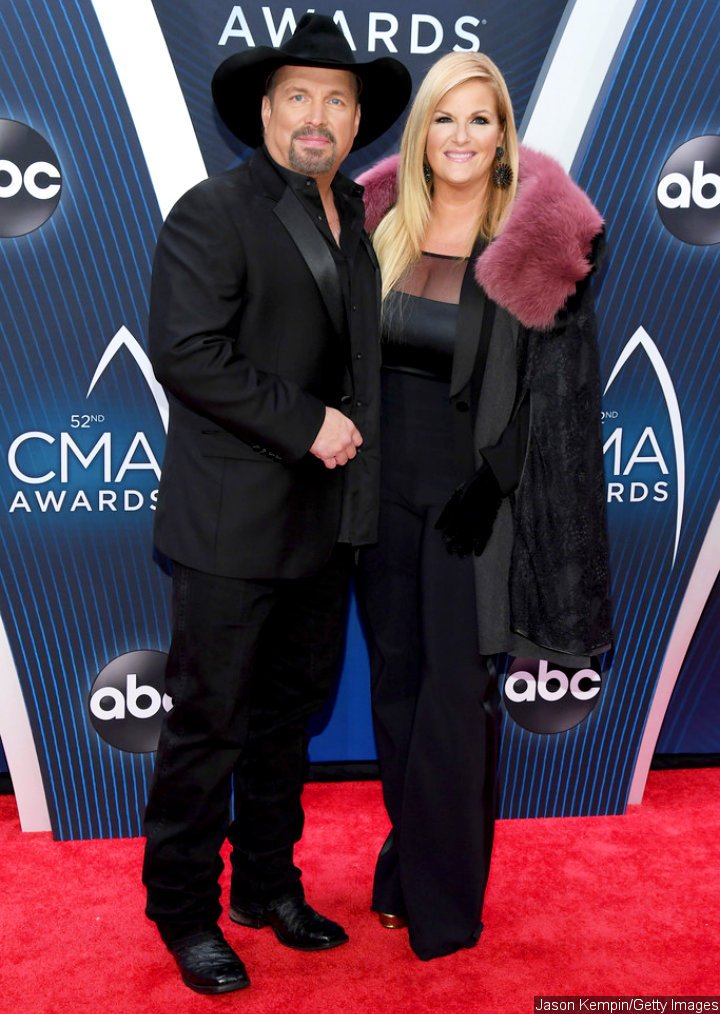 Garth Brooks and Trisha Yearwood at 2018 CMA Awards