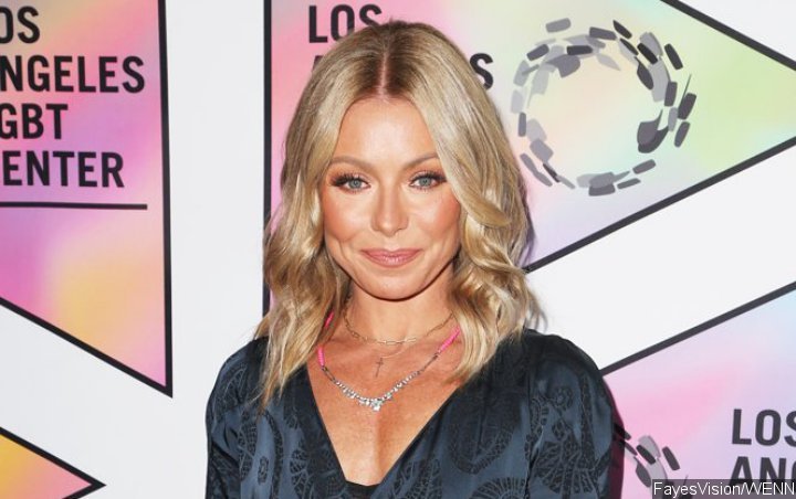 Kelly Ripa: Half Raw Turkey