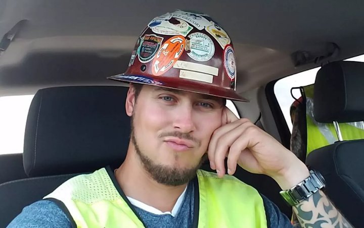 Peeing Teen Peeing Teen