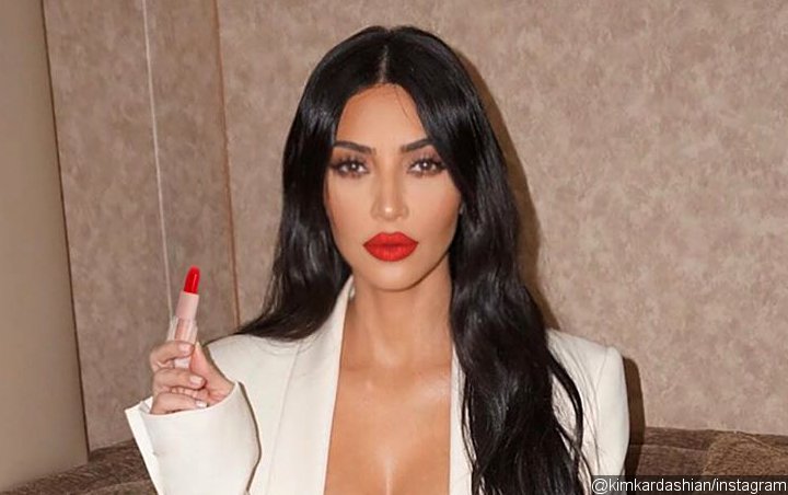 Kim Kardashian Hits Back at Tabloid for Mistaking Psoriasis for 'Bad Skin Day'