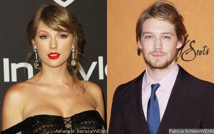 Taylor Swift Seen Braving the Rain With Joe Alwyn After Night Out at Pub