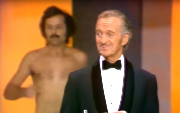 A Naked Activist Flashes the Audience at 1974 Academy Awards