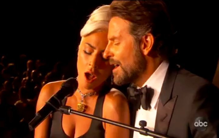 Oscars 2019: Lady GaGa and Bradley Cooper Cozy Up for Intimate 'Shallow' Performance