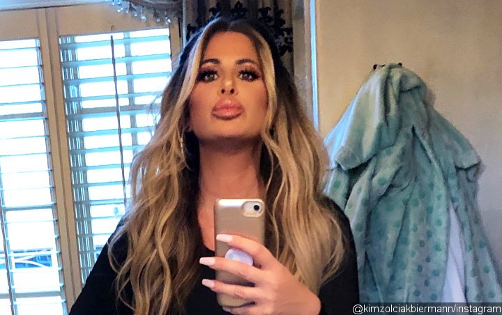 Kim Zolciak Is Totally Unrecognizable as She Shows Off New Brunette Hair