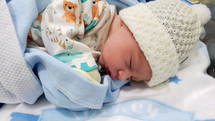 Karine and Paul Staehle Welcome First Child