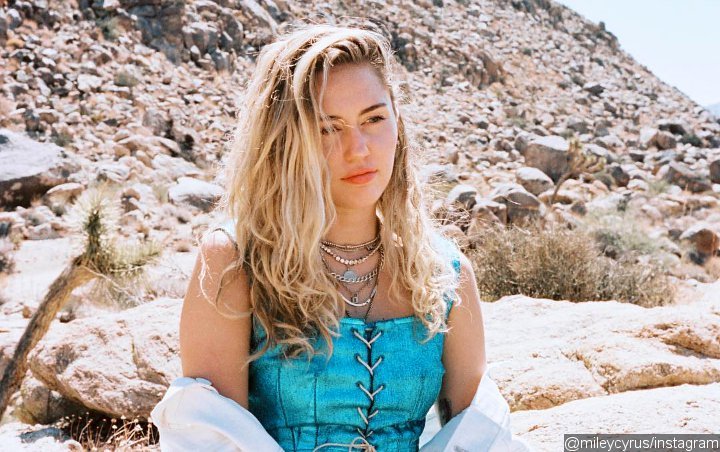 Miley Cyrus Fuels Hannah Montana Comeback Speculation With New Blonde Hair Miley Cyrus Fuels Hannah Montana Comeback Speculation With New Blonde Hair
