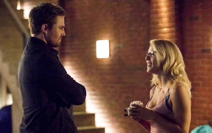 Stephen Amell Reacts Cryptically to Emily Bett Rickards' 'Arrow' Exit