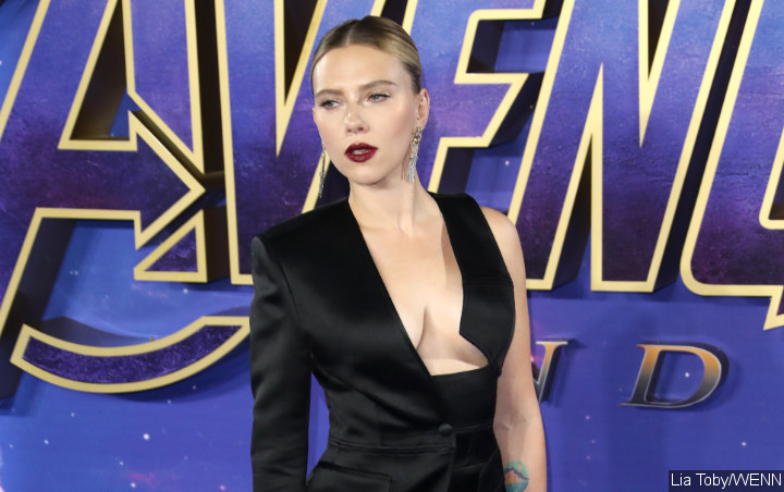 Scarlett Johansson Risks Nip Slip in Revealing Pantsuit at 'Avengers: ...