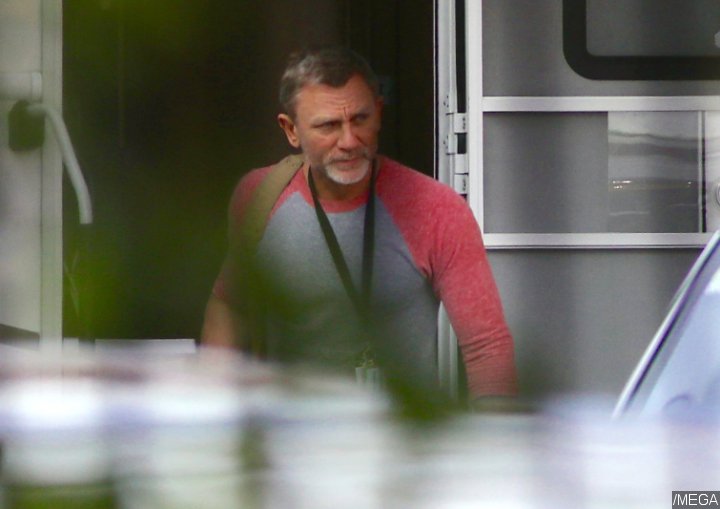 Daniel Craig Back on 'Bond 25' Set After Ankle Injury