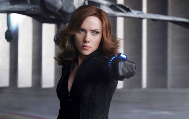 New 'Black Widow' Set Photos Confirm the 1990s Setting