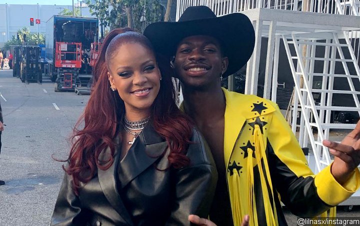 BET Awards 2019: Rihanna Makes Surprise Appearance, Poses With Lil Nas X