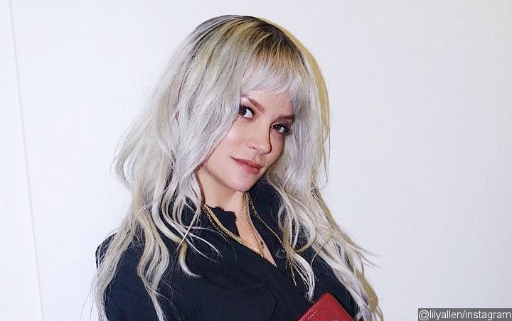 Lily Allen Shocks With Confession of Lactating Third Nipple