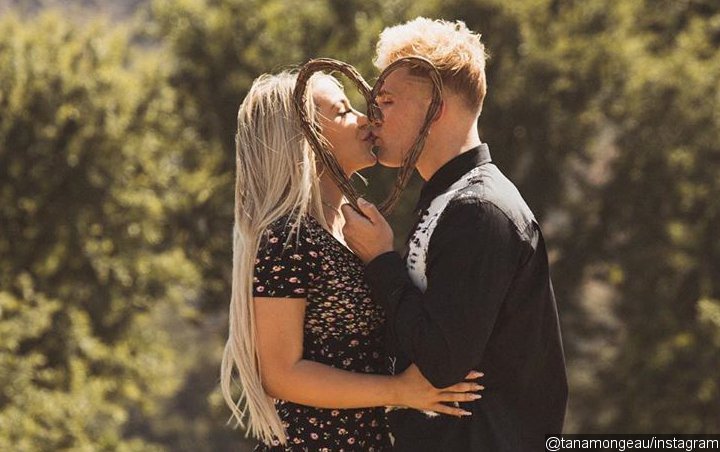Bella Thorne's Ex Sets the Record Straight on Jake Paul Marriage Rumors