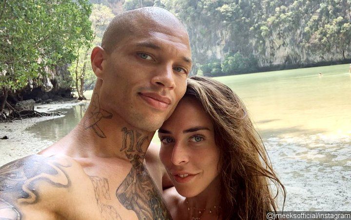 Where S Jeremy Meeks Chloe Green Is Spotted Canoodling With Mystery Man On Yacht Where S Jeremy Meeks Chloe Green Is Spotted Canoodling With Mystery Man On Yacht