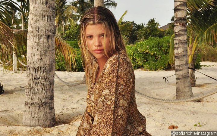 Sofia Richie Exposes Tape Covering Nipples In Embarassing Wardrobe