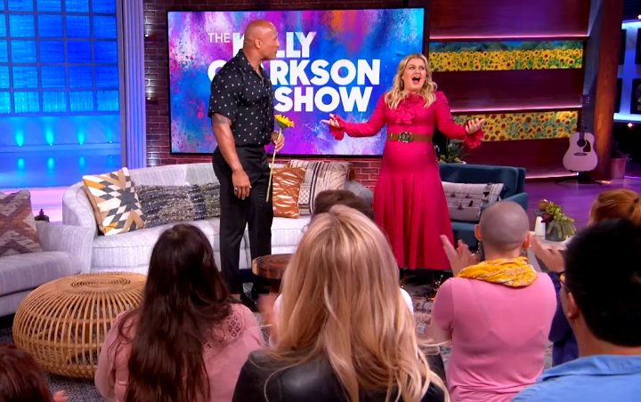 Dwayne Johnson Cuts Honeymoon Short to Fill In for Kevin Hart on Kelly Clarkson's Talk Show