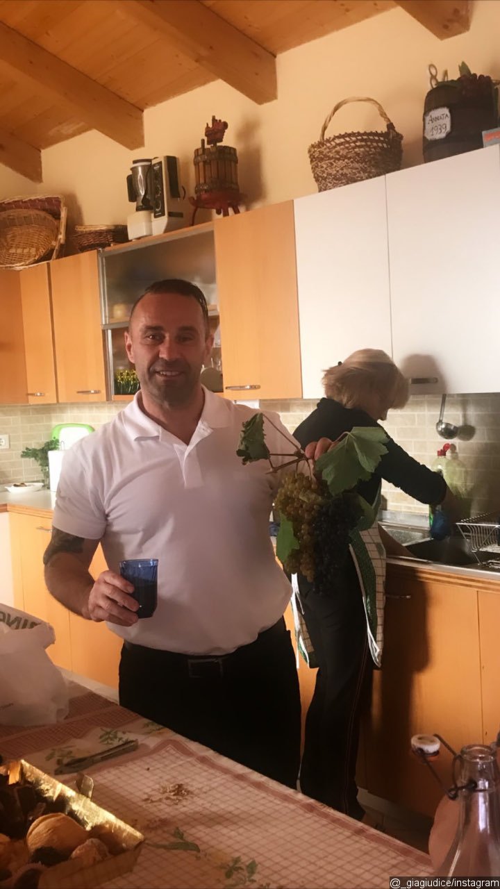 Gia Giudice Shares Photo of Dad Joe Giudice in Italy