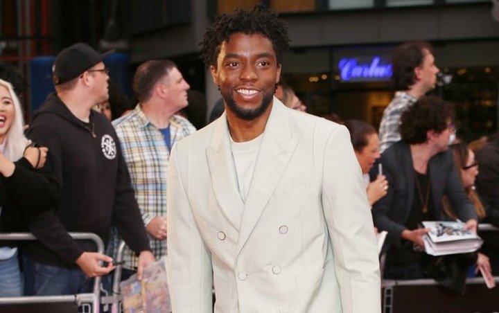 Black Panther Star Chadwick Boseman Gets Engaged Fiancee Flaunts Huge Diamond Ring