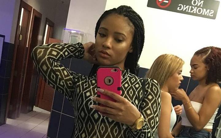 R. Kelly's 'Girlfriend' Joycelyn Savage Now Says She's Victim Too After ...