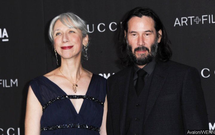 Keanu Reeves Reportedly Will Move In With Girlfriend Anytime Soon