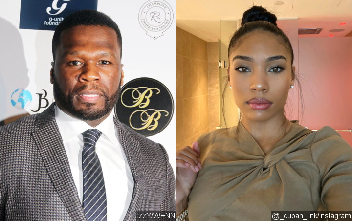 50 Cent Roasts GF Cuban Link for Her Fancy Workout Shoes 50 Cent Roasts GF Cuban Link for Her Fancy Workout Shoes