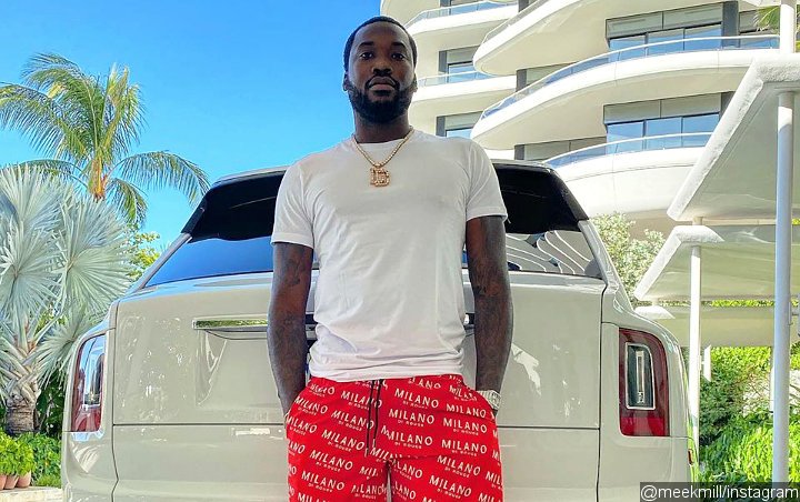 Meek Mill Says He Ll Stop Drinking After Video Of His Epic Drunken