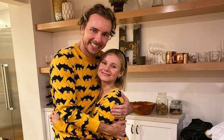 Kristen Bell and Dax Shepard Always Accompany Their Kids When They Open Their Christmas Gifts