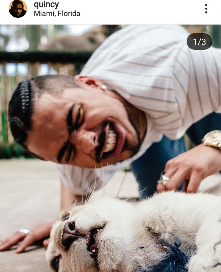Quincy Brown posted a pic from Miami