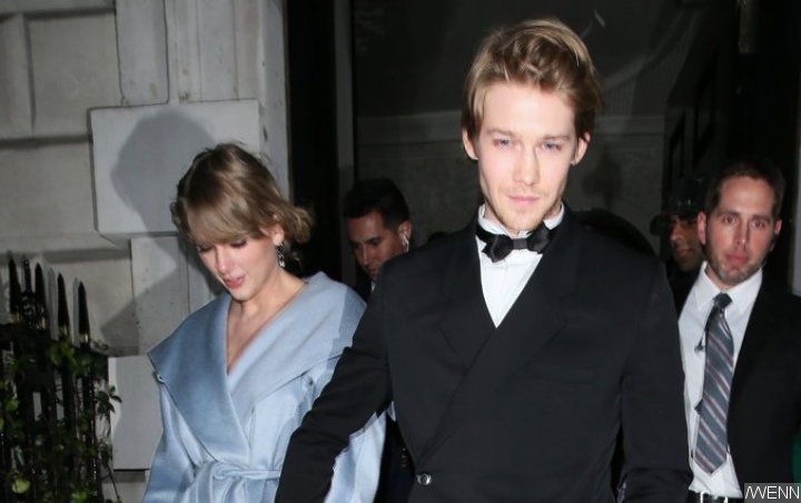 Taylor Swift and Joe Alwyn Look Loved-Up at Golden Globes After Party