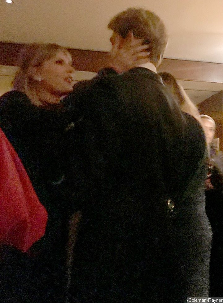 Justin Timberlake And Taylor Swift Kissing